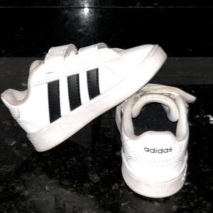 Adidas Soft Shell Toe Sneakers Size 5